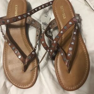 Express size 7 women’s sandals
